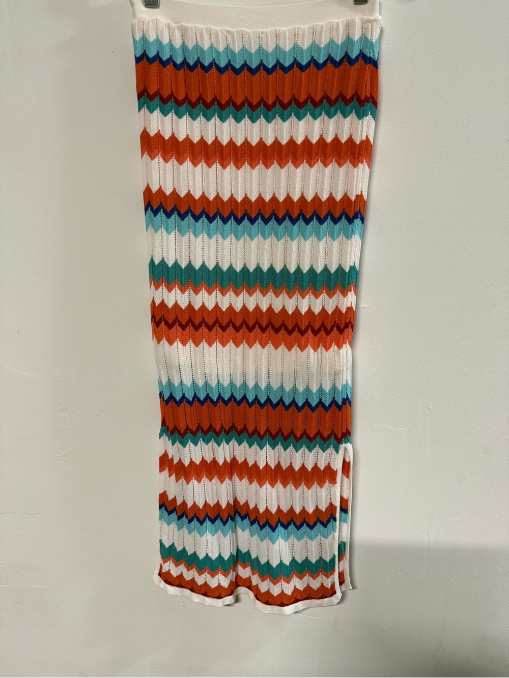 Bebe Chevron Knit Maxi Skirt Multicolor Zigzag Pattern